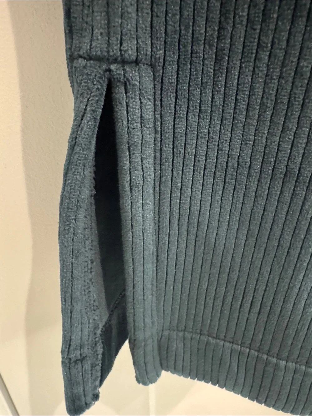Athleta Girl Cozy Rib Velour Cropped Hoodie & wide leg Sweat pants -dark Green M